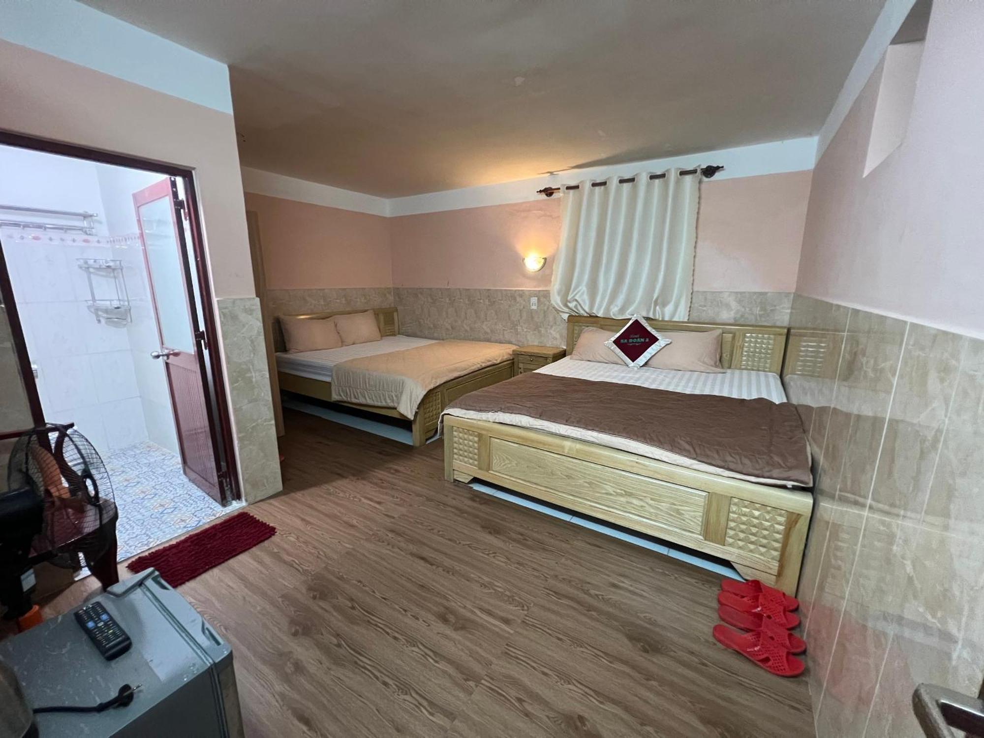 Ba Doan 2 Hotel Chi Khu Co Ong Exteriör bild