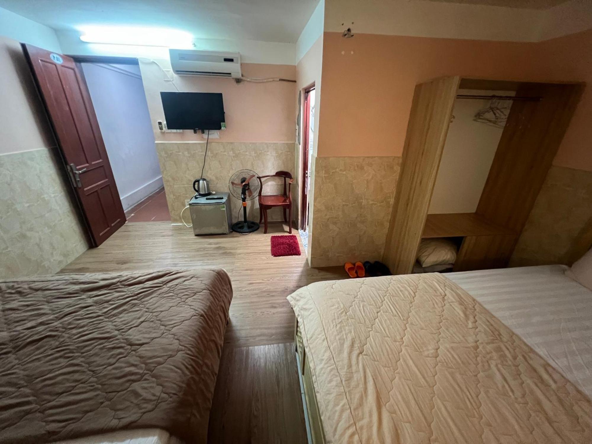 Ba Doan 2 Hotel Chi Khu Co Ong Exteriör bild